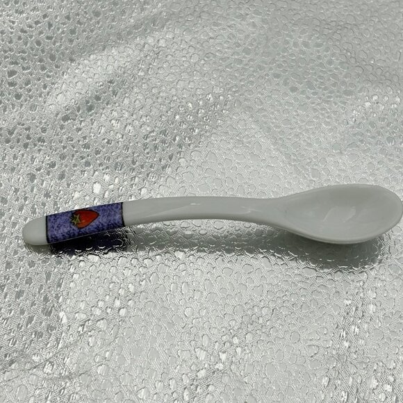 Hand-Painted Fruit-Themed Porcelain Jam Jar With Lid & Spoon‎ Set By MSC Berries - Picture 14 of 16